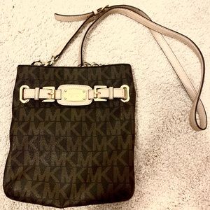 Michael Kors Crossbody